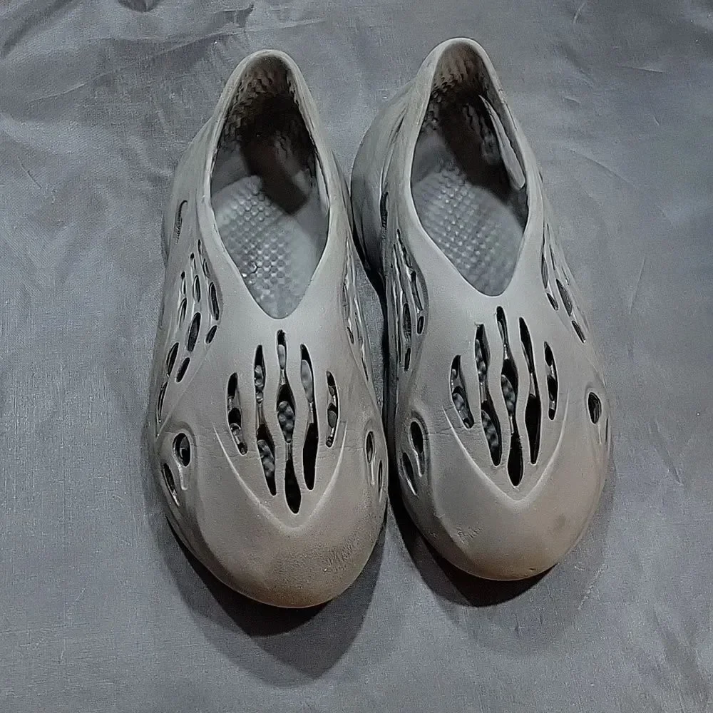 ADIDAS YEEZY FOAM RUNNER 'STONE SAGE (TD)
